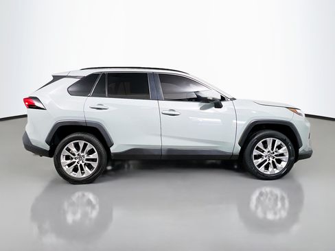 Used 2023 Toyota RAV4 XLE Premium FWD image 3