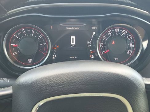 Used 2021 Dodge Challenger SXT image 35