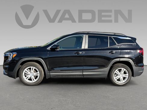 Used 2022 GMC Terrain SLE w/ Driver Convenience Package image 8