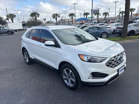 Used 2022 Ford Edge SEL w/ Convenience Package image 6