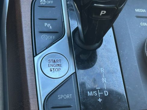 Used 2019 BMW 330i xDrive Sedan w/ Premium Package image 38