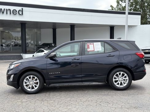 Used 2020 Chevrolet Equinox LS FWD image 12