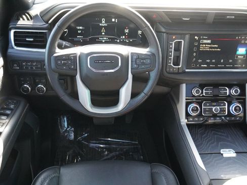 Used 2022 GMC Yukon Denali w/ Max Trailering Package image 25