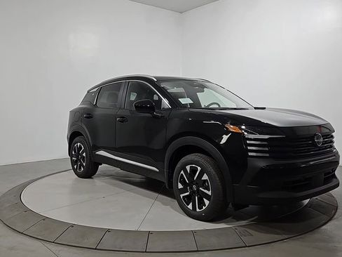 New 2026 Nissan Kicks SV image 8