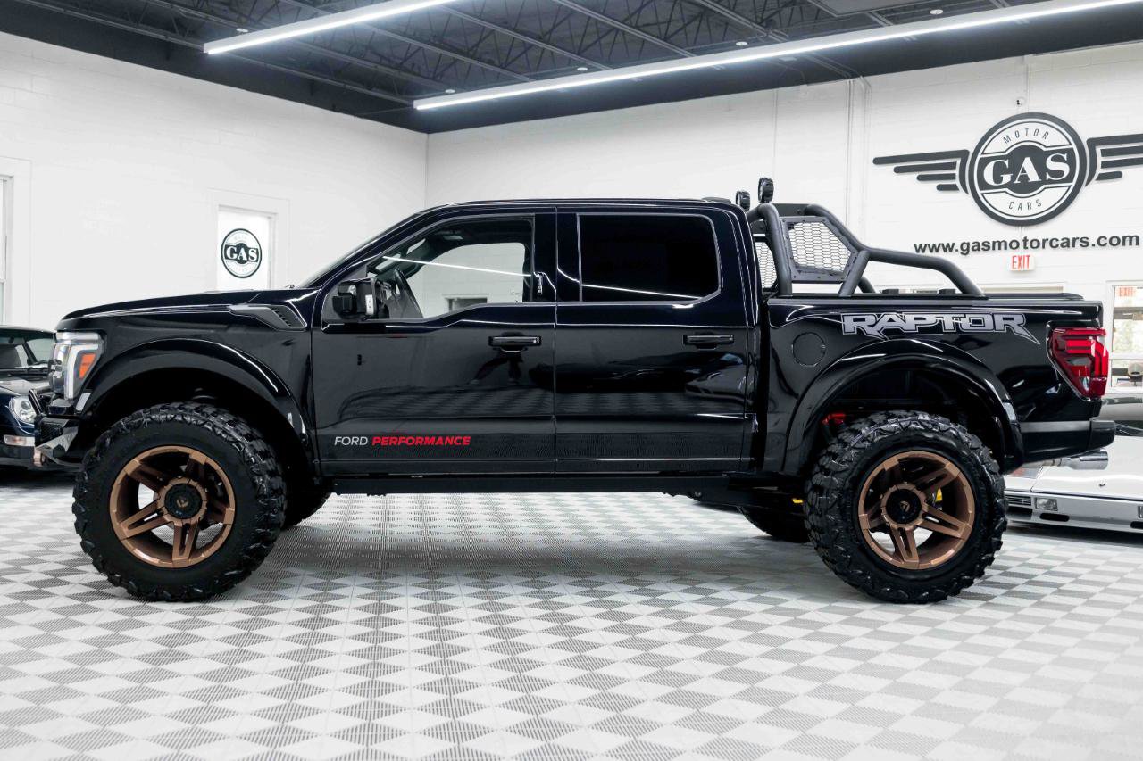Used 2024 Ford F150 Raptor AWD/4WD image 10