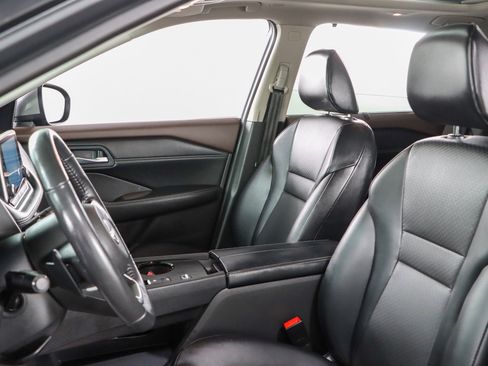 Used 2023 Nissan Rogue SV w/ SV Premium B Package FWD image 24