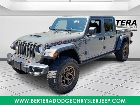 Used 2021 Jeep Gladiator Mojave AWD/4WD image 3