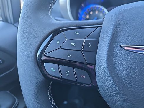 New 2026 Chrysler Pacifica Select w/ S Appearance Package image 40