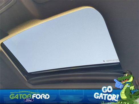 Used 2025 GMC Sierra 1500 AT4 w/ AT4 Premium Package image 23