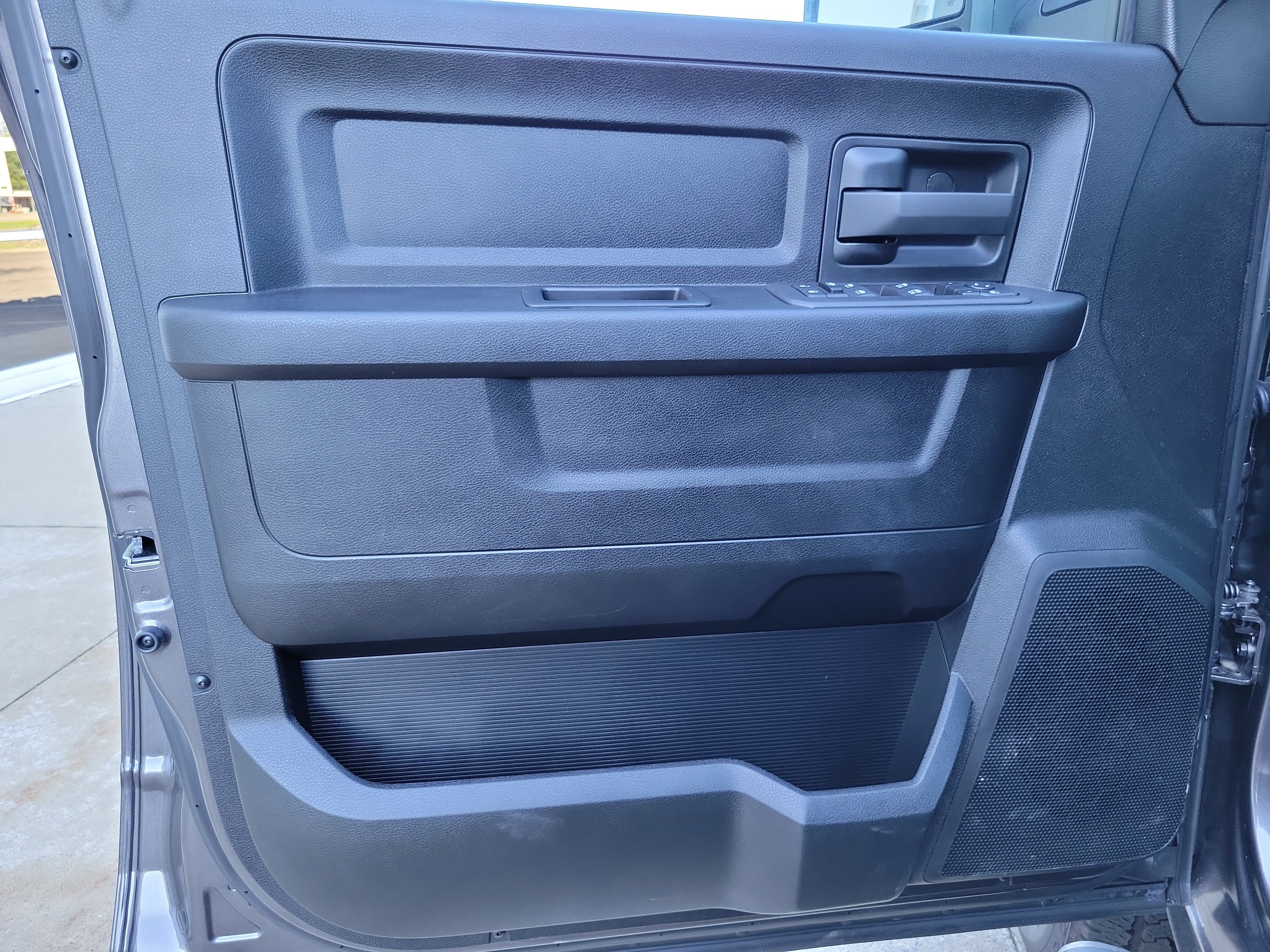 Used 2026 RAM 2500 Tradesman AWD/4WD image 6