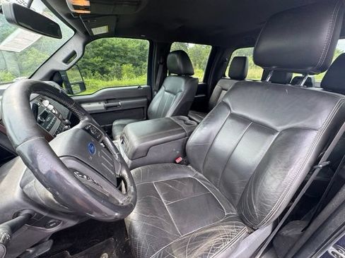 Used 2011 Ford F250 Lariat w/ Camper Pkg AWD/4WD image 13