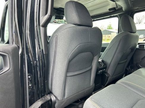 Used 2025 Jeep Wrangler Unlimited Sport S 4xe AWD/4WD image 25