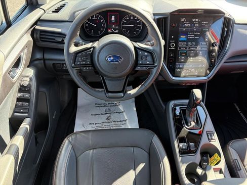 Used 2024 Subaru Crosstrek 2.5i Limited image 4