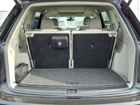Used 2021 Volkswagen Atlas SEL Premium AWD/4WD image 18