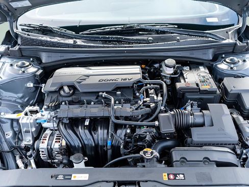 New 2026 Hyundai Elantra SEL Sport Premium FWD image 19