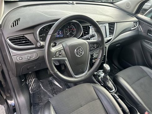 Used 2022 Buick Encore Preferred w/ Safety Package image 9