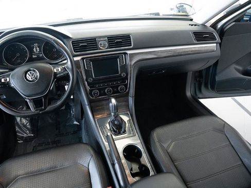 Used 2016 Volkswagen Passat 1.8T SE image 20