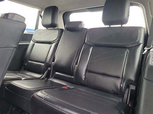 Used 2025 Ford Expedition Max Platinum image 15