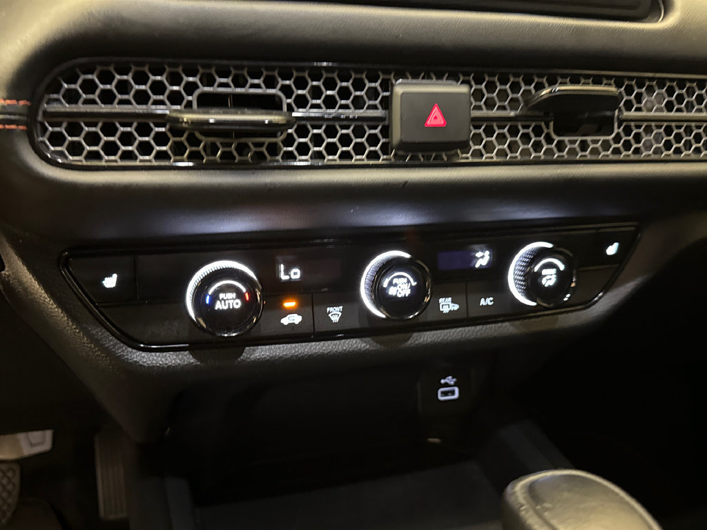 Certified 2025 Honda HR-V Sport image 25