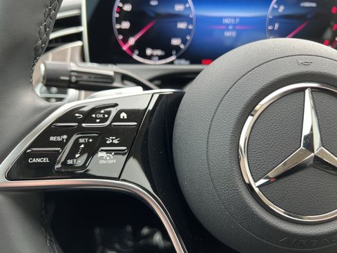 Certified 2025 Mercedes-Benz E 350 4MATIC Sedan image 19