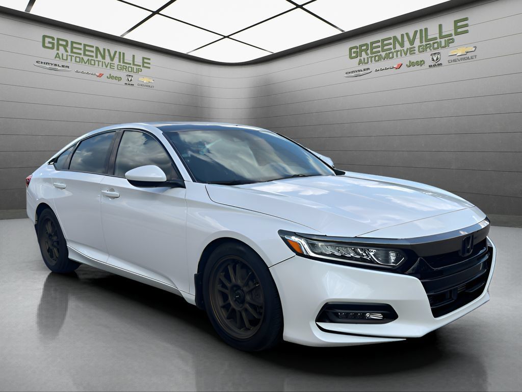 Used 2019 Honda Accord Sport image 3
