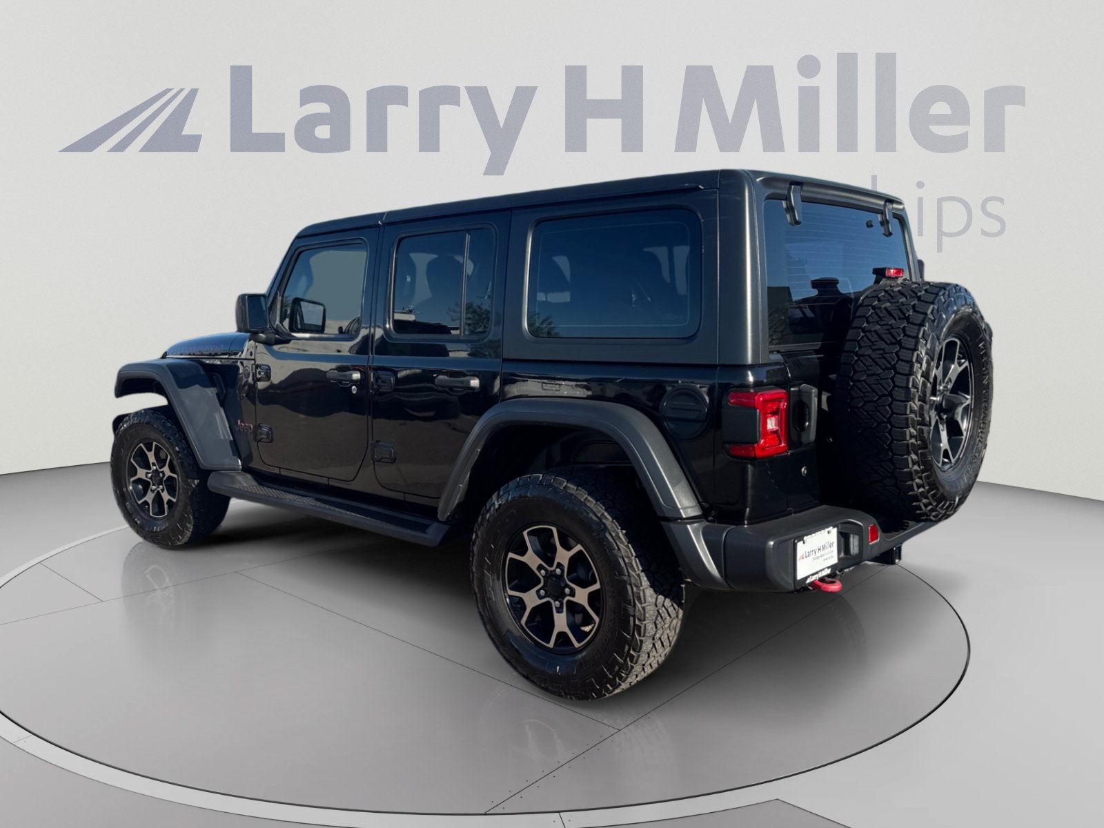 Used 2018 Jeep Wrangler Unlimited Rubicon AWD/4WD image 3