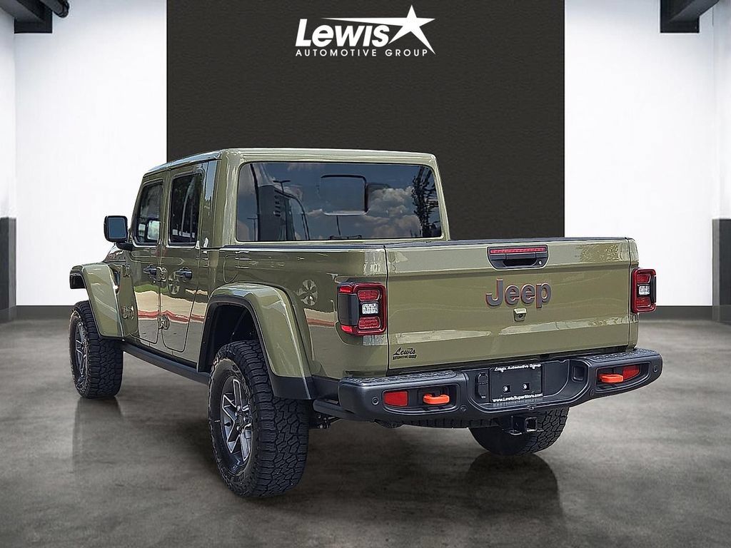 Used 2025 Jeep Gladiator Mojave AWD/4WD image 3