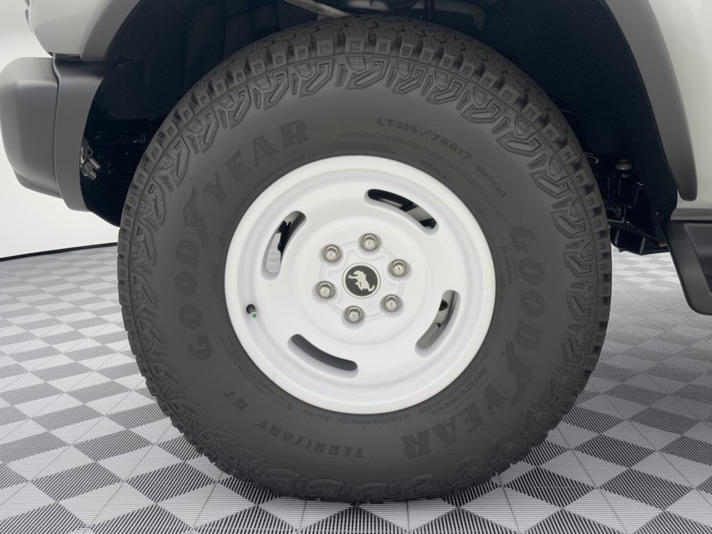 New 2026 Ford Bronco Heritage Edition AWD/4WD image 13