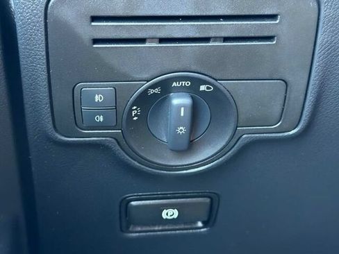 Used 2023 Mercedes-Benz Metris image 29