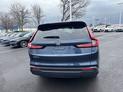 Used 2025 Honda CR-V LX image 8