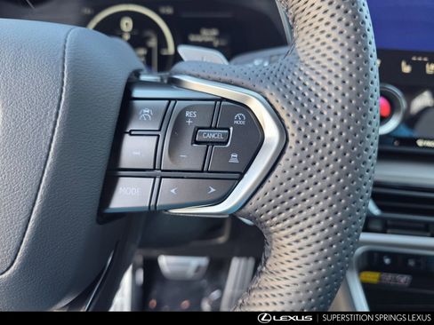 New 2026 Lexus TX 500h AWD image 22