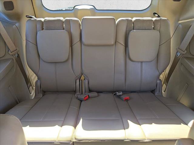 Used 2013 Chrysler Town & Country Limited w/ Luxury Group FWD image 20