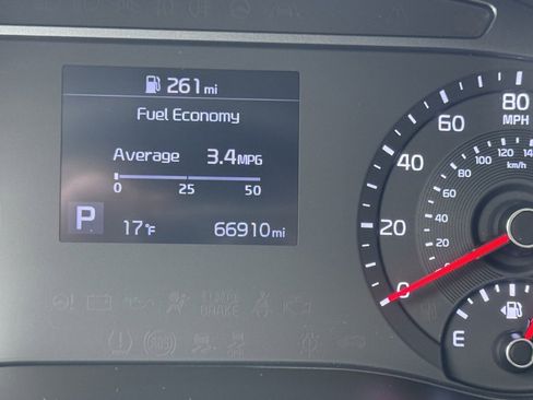 Used 2020 Kia Soul LX image 29