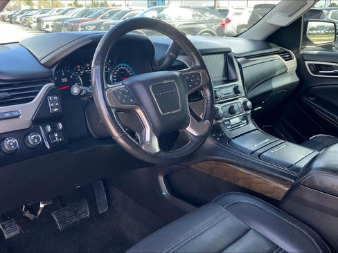 Used 2018 GMC Yukon Denali w/ Denali Ultimate Package image 18