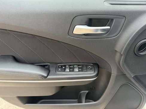 Used 2023 Dodge Charger SXT RWD image 6