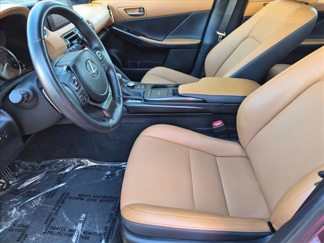 Used 2025 Lexus IS 350 F Sport w/ Accessory Package RWD image 15