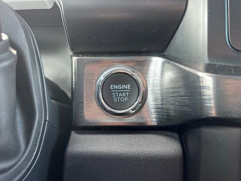 Certified 2024 Ford F250 Lariat w/ Black Appearance Package AWD/4WD image 19