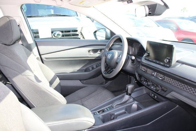 Used 2024 Honda Accord EX image 5
