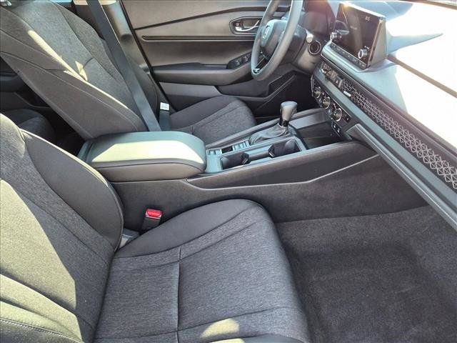 Used 2025 Honda Accord SE image 21