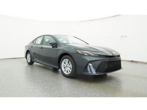 New 2026 Toyota Camry LE image 29