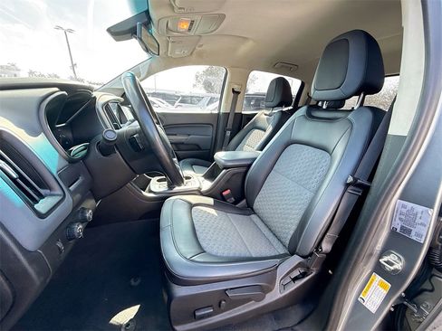 Used 2022 Chevrolet Colorado Z71 image 23