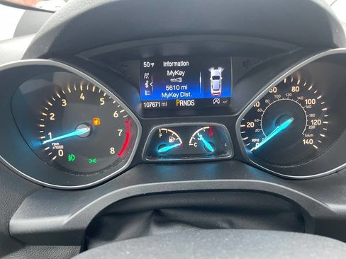 Used 2017 Ford Escape SE image 33