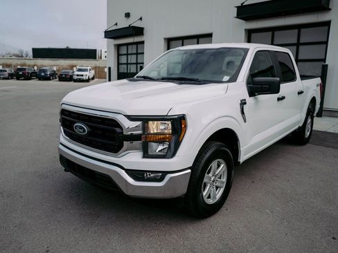 Used 2023 Ford F150 XLT image 3