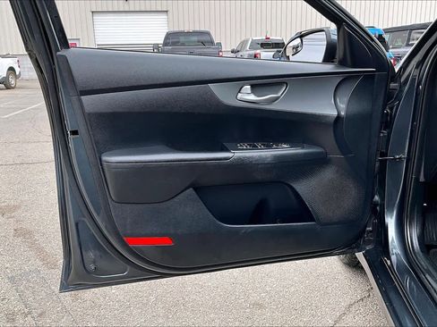 Used 2020 Kia Forte LXS image 20