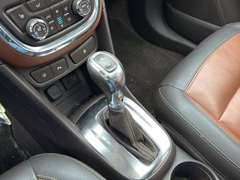 Used 2013 Buick Encore Premium AWD/4WD image 33
