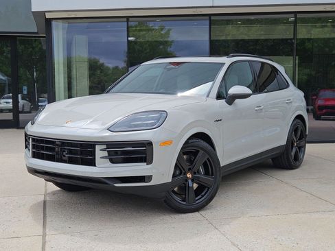 New 2026 Porsche Cayenne E-Hybrid AWD/4WD image 1