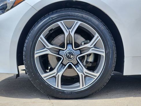 Used 2020 Kia Stinger GT-Line AWD/4WD image 10