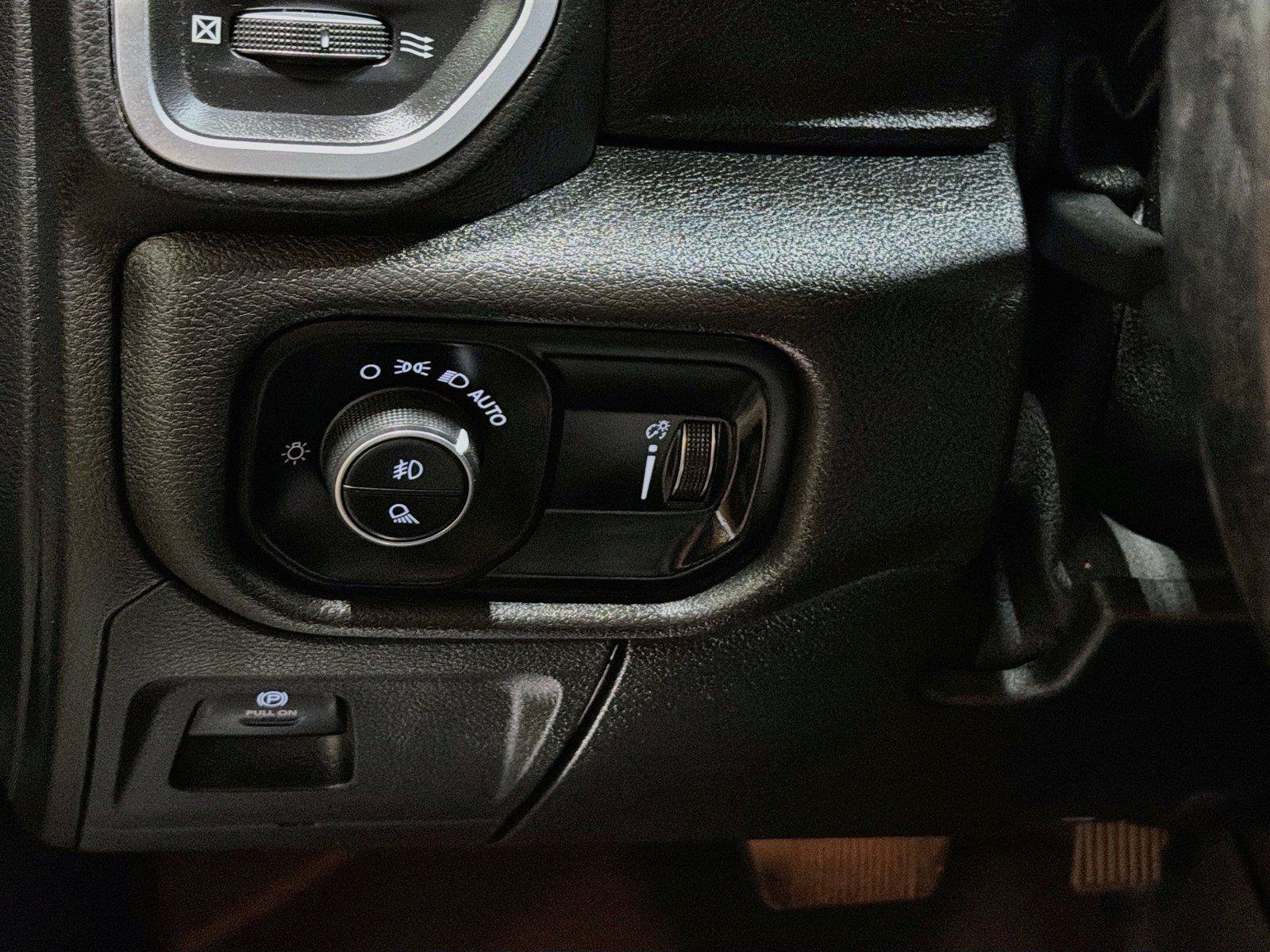 Used 2021 RAM 1500 Big Horn AWD/4WD image 13