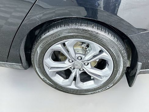 Used 2023 Honda Accord EX image 32