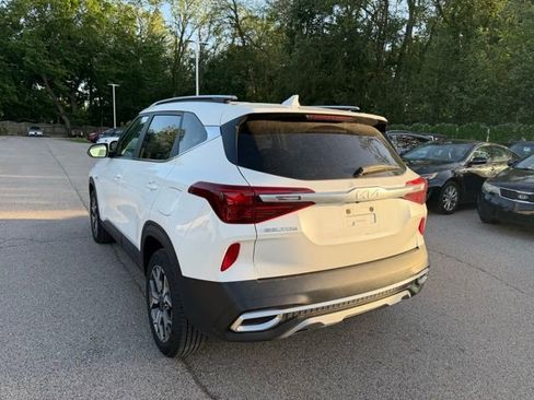 Certified 2023 Kia Seltos EX AWD/4WD image 4
